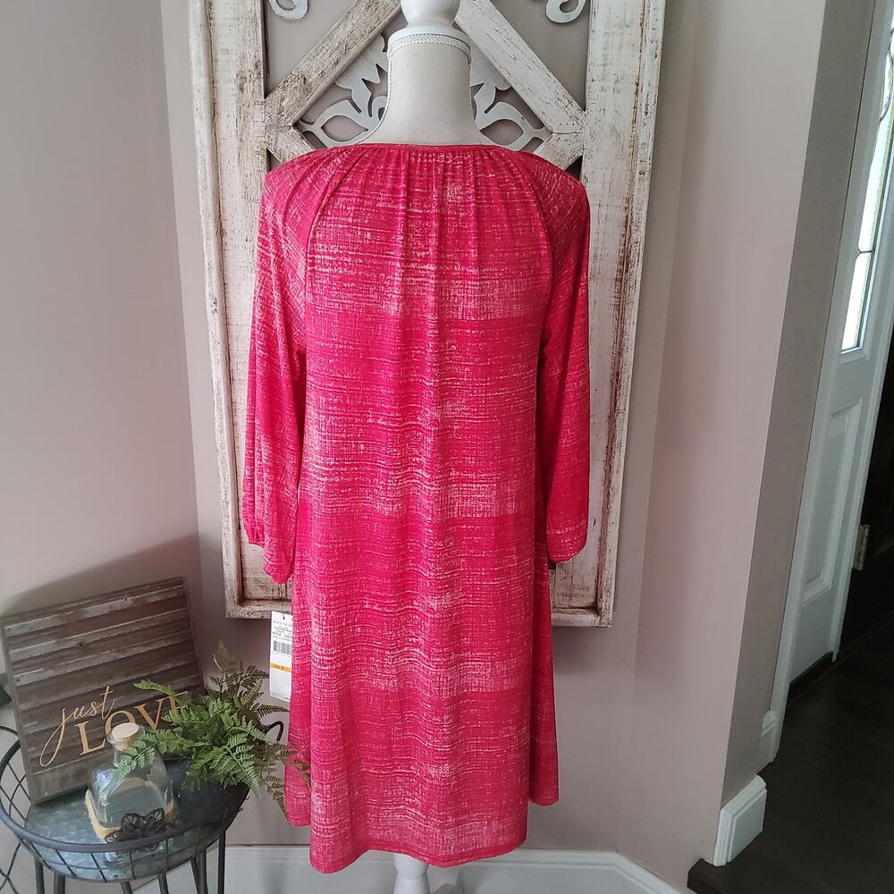 Skye's The Limit Women's 3/4 Sleeve Tie Front Shift Midi Dress in Raspberry - Picture 3 of 8